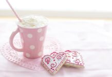 Jak zrobić bitą śmietanę ze śmietanki 30%?