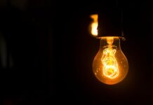 Hurtownia elektryczna – kto może skorzystać z jej usług? Hurtownia elektryczna